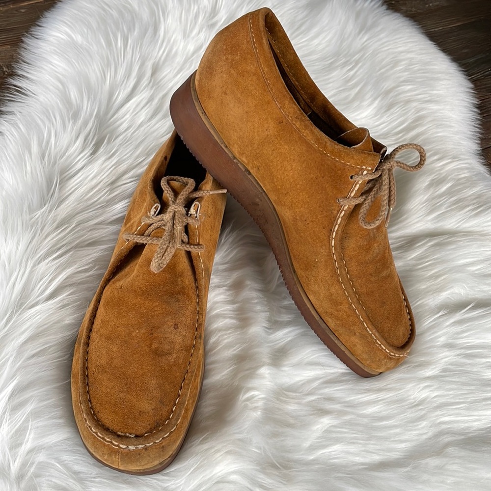 Wolverine wallabies with Vibram soles GUC size 12.5